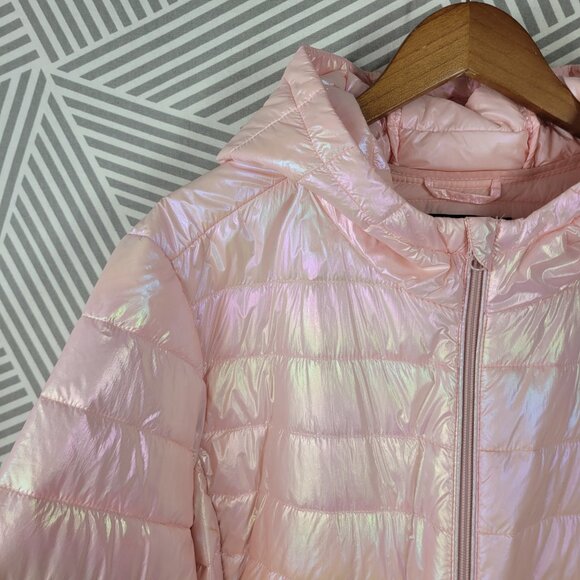 Torrid Pink Iridescent Puffer Coat Plus Size 4 4X Hooded Warm Winter Bubblegum - Picture 3 of 8